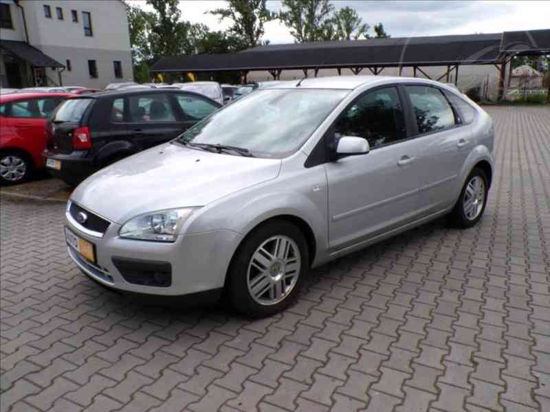 Ford Focus 1,6 i16V GHIA,KLIMA-HNED ODJÍŽDÍTE - foto 2