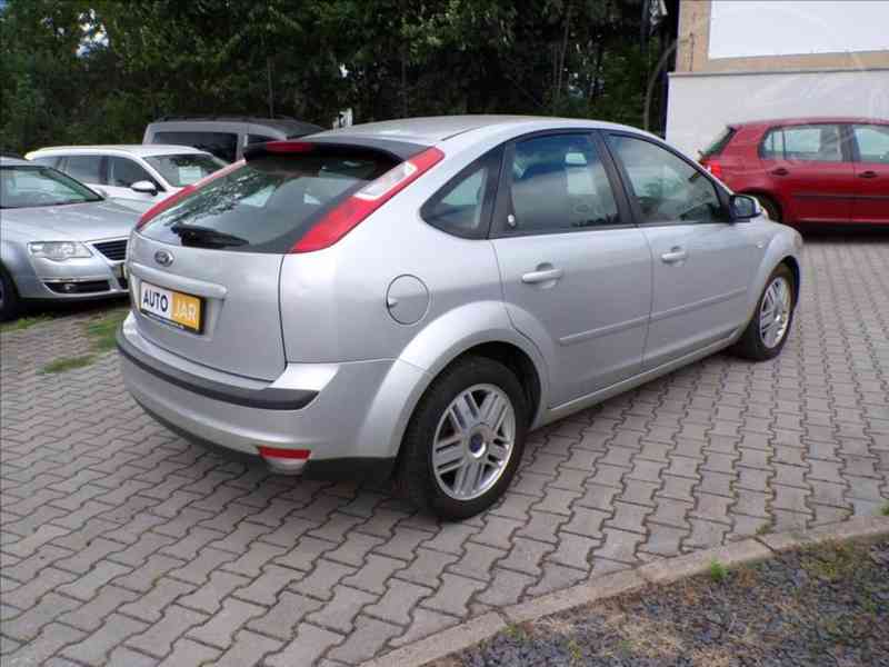 Ford Focus 1,6 i16V GHIA,KLIMA-HNED ODJÍŽDÍTE - foto 3