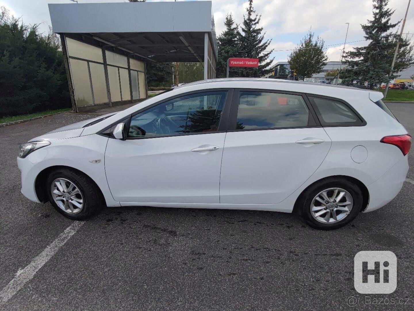 Hyundai i30 1,6   Huyndai i30 - foto 1