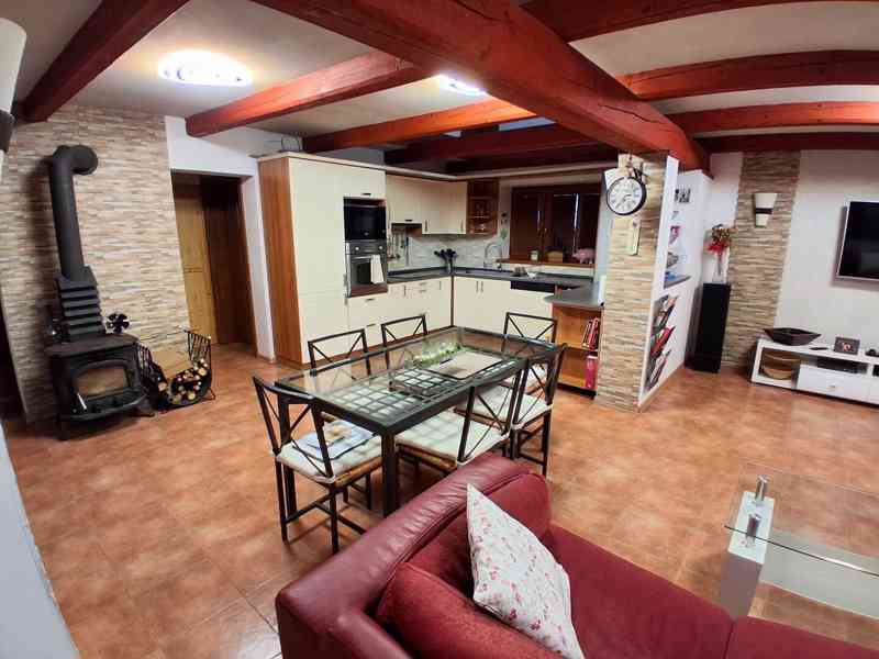 Prodej rodinného domu v centru České Lípy - foto 7