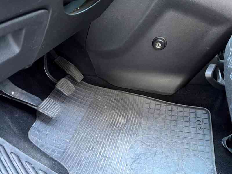 Opel Meriva, 1,4 turbo, 88kW, benzín/LPG - foto 2