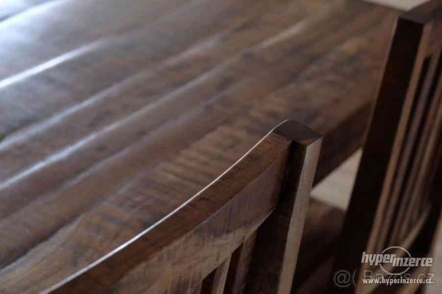 50% SLEVA Jídelní stůl s židlemi akáciové dřevo - foto 7