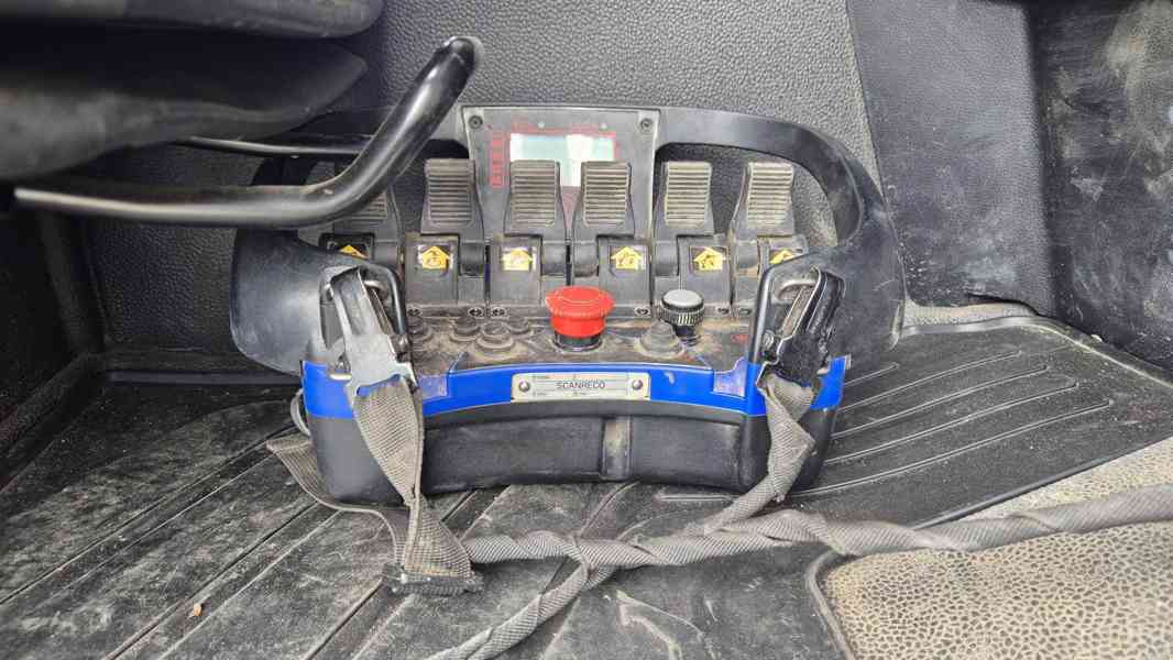 MAN TGS 33.480 6x4 BB CH s hydraulickým jeřábem FASSI F255A. - foto 13
