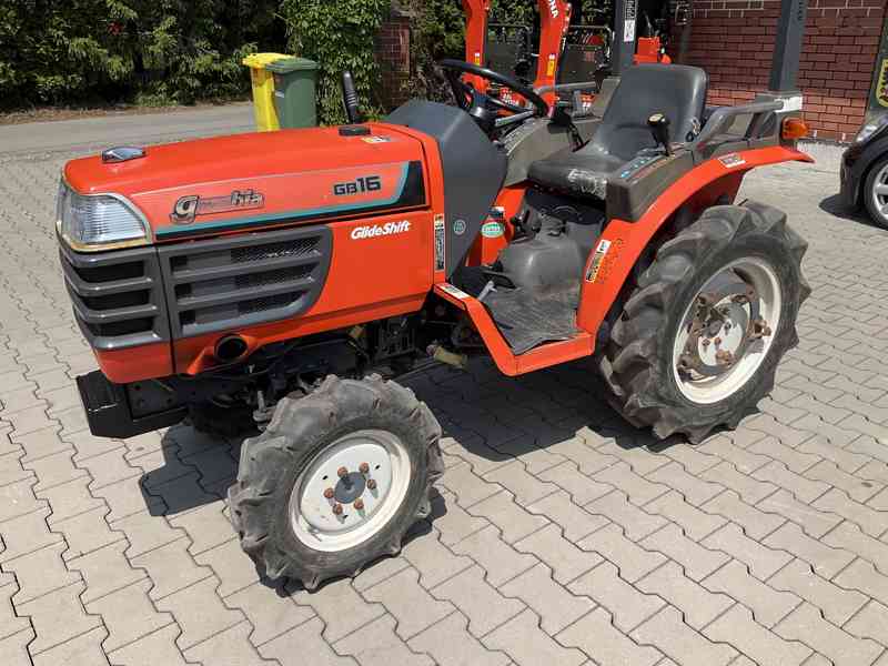 Traktor Kubota GB16, Výkon 16 Hp, Pohon 4x4 - foto 1