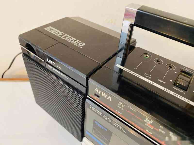 Radiomagnetofon Aiwa CS-240, rok 1985 - foto 11