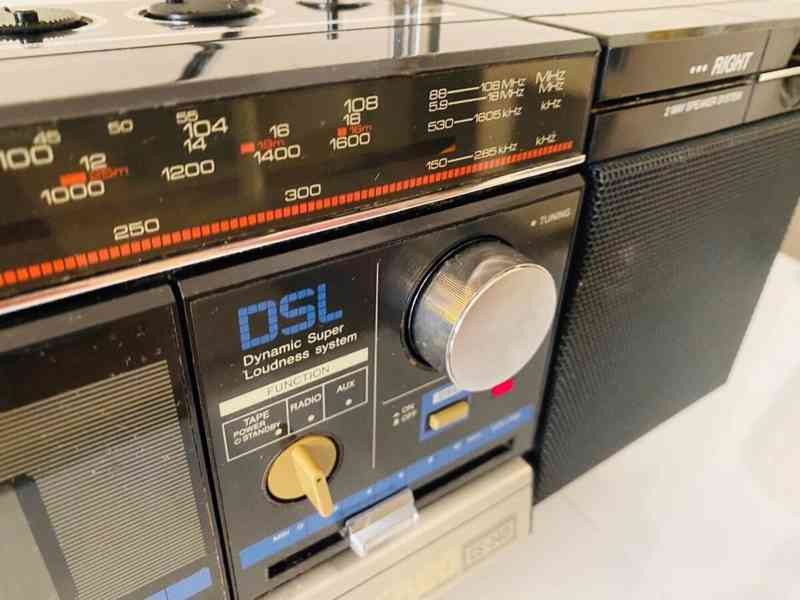 Radiomagnetofon Aiwa CS-240, rok 1985 - foto 8