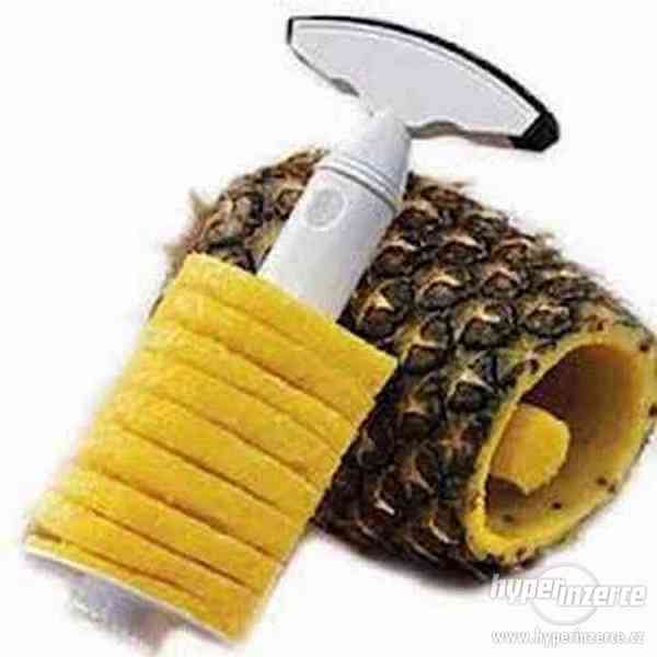 Multifunkční kráječ a loupač na ananas Easy slicer - foto 3