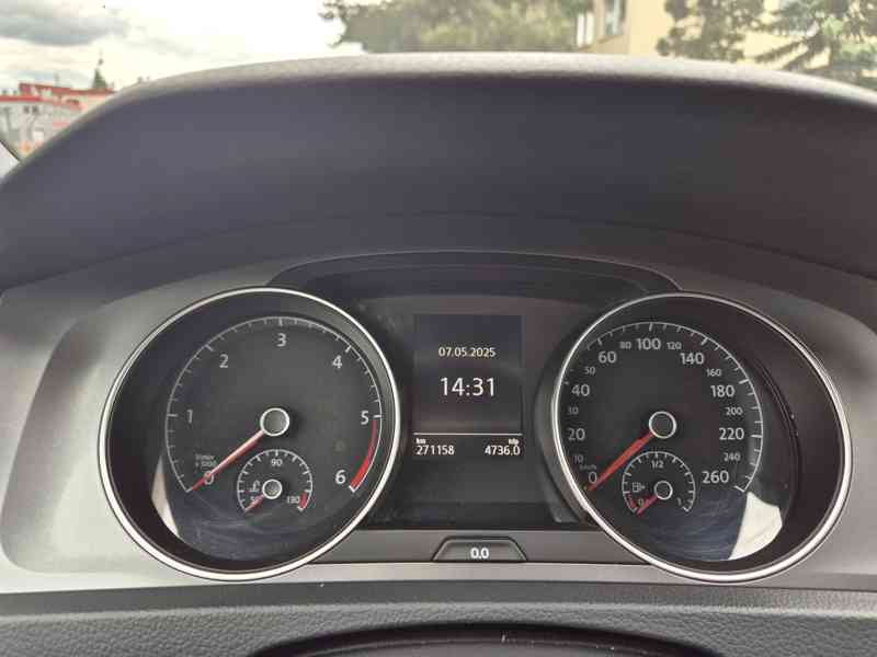 Prodám Volkswagen Golf 1.6, 77kw, r.v. 2013, STK do 4/2026 - foto 15