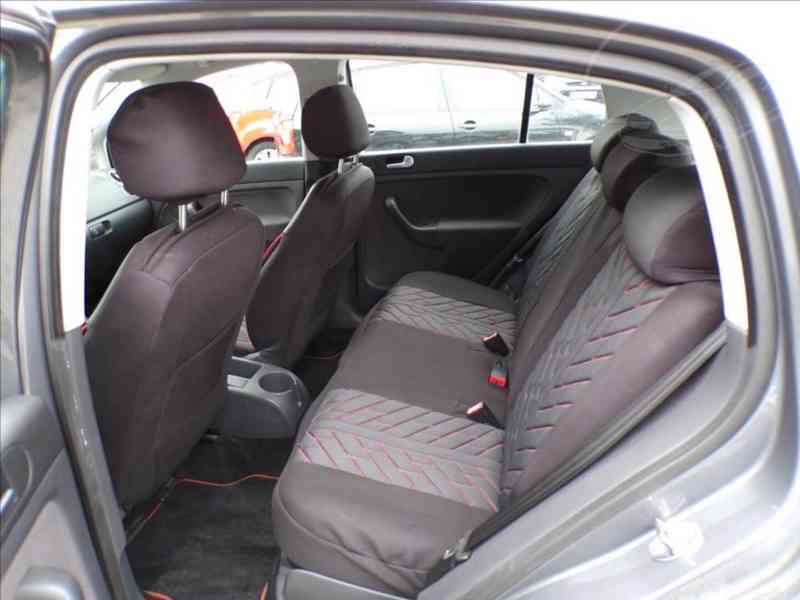 Volkswagen Golf Plus 1,6 MPi NAVI,DIGI.KLIMA - foto 8