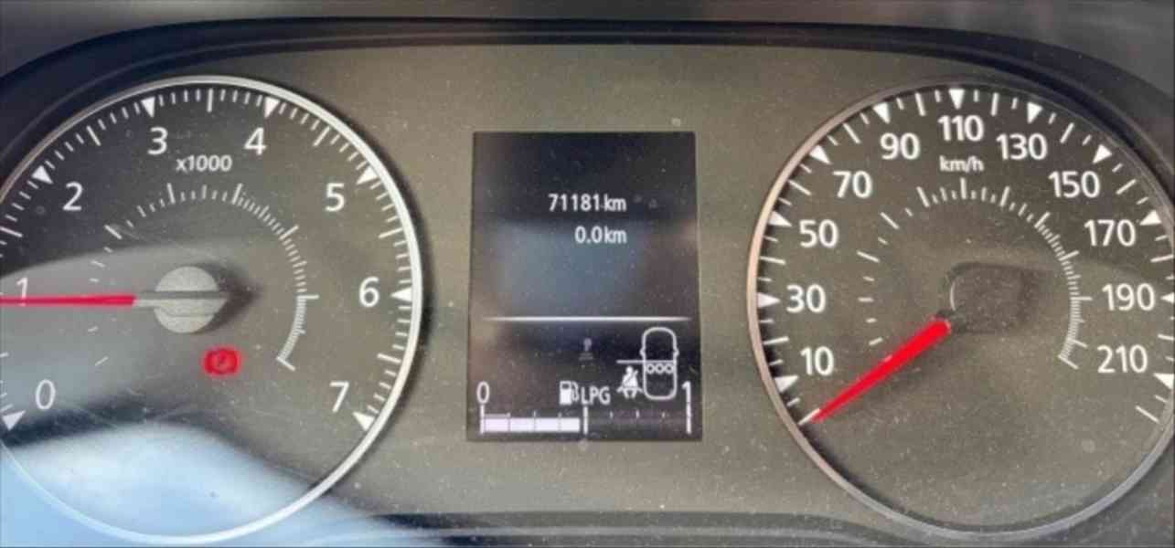 Dacia Duster 1,0 Tce LPG/benzín + tažné - foto 2