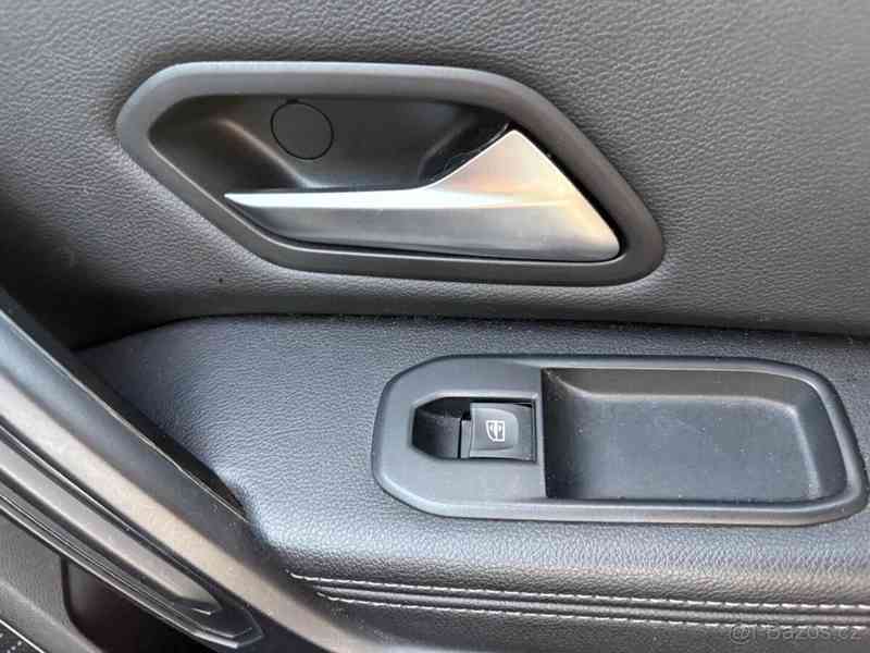 Dacia Duster 1,0 Tce LPG/benzín + tažné - foto 8
