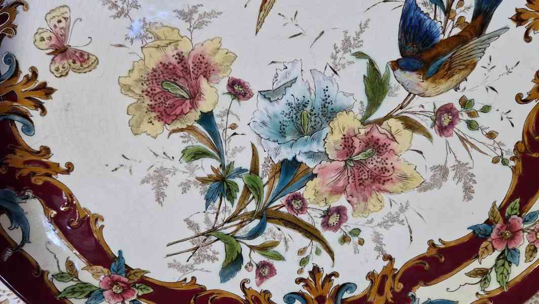 Krásný ručně malovaný plastický Talíř RDZ Majolika  - foto 3