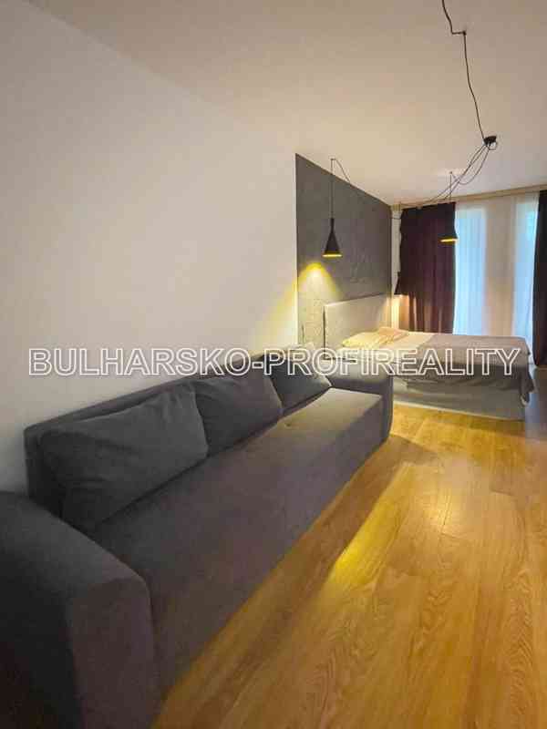 Bulharsko-PROSTORNÉ STUDIO (43 m²)  - foto 4