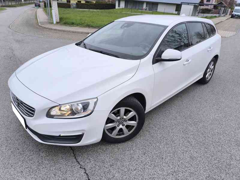 Volvo V60 1.6d Momentum - foto 1