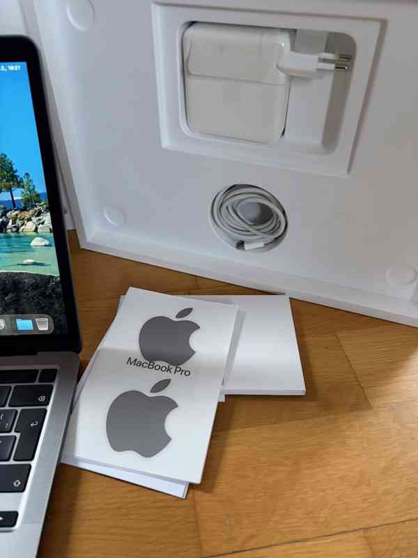 MacBook Pro M2 (16 GB RAM, 1 TB SSD) - foto 2
