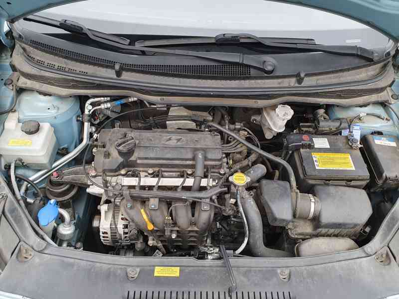 Hyundai i20 1.2i 57 kW 2012 – 43 000 km - foto 17