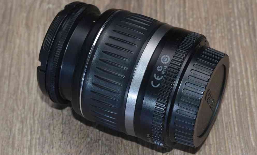 Canon EF -S 18-55mm f/3.5-5.6 II - foto 6