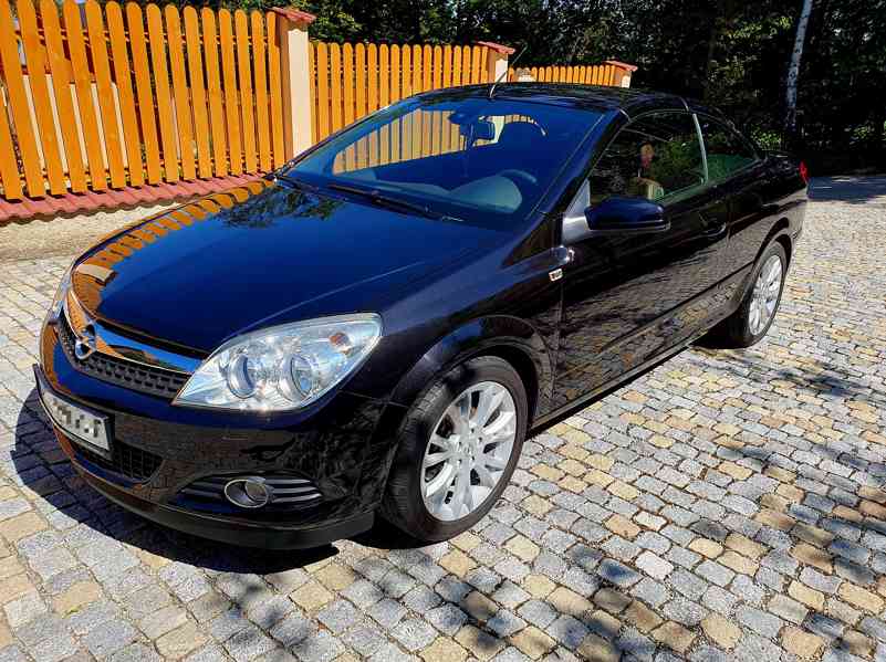 Prodám Opel Astra TwinTop 1,8 16V 103 kW Cosmo - foto 6