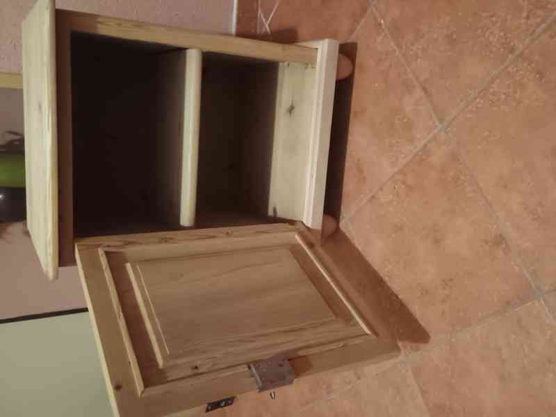 smrkový stolek - foto 4