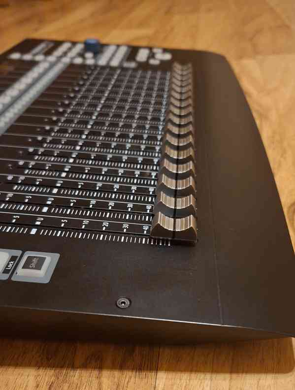 PreSonus FaderPort 16 - foto 4