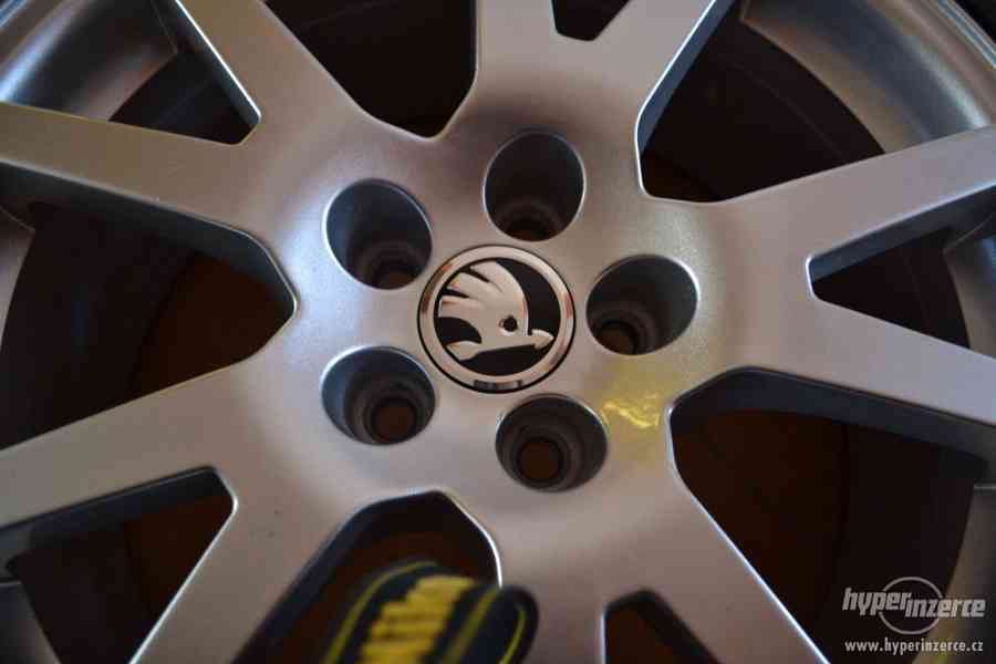 Komplet sada Škoda Nové logo-znaky+střed. krytky - foto 7