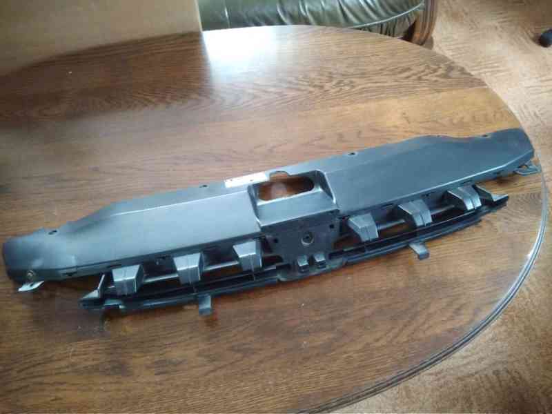 Mřížka masky chladiče originál Peugeot 307 (PSA 7804K6) - foto 4