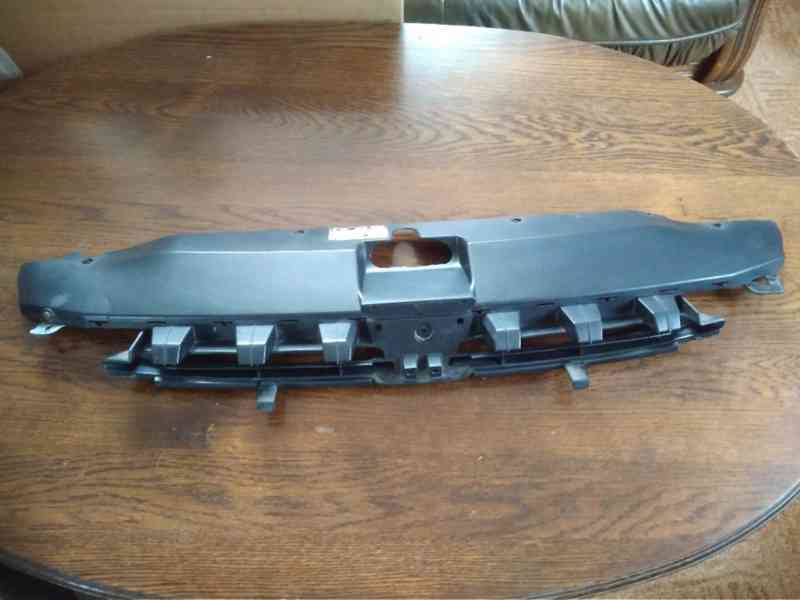 Mřížka masky chladiče originál Peugeot 307 (PSA 7804K6) - foto 5