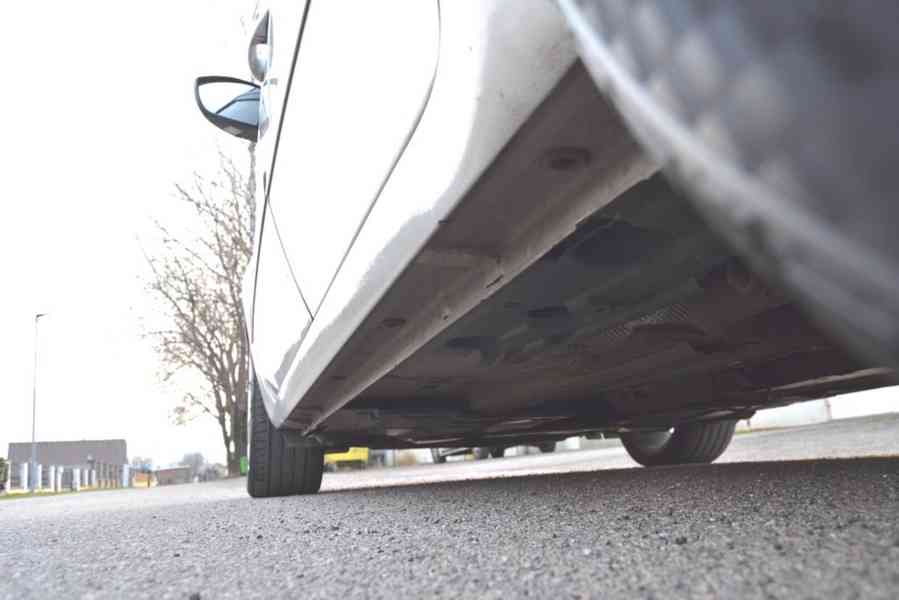 Ford S-Max 2.0 TDCI 120kW Titanium 7 míst - foto 17