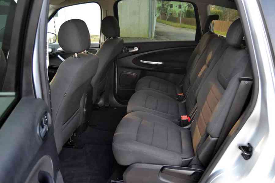 Ford S-Max 2.0 TDCI 120kW Titanium 7 míst - foto 8