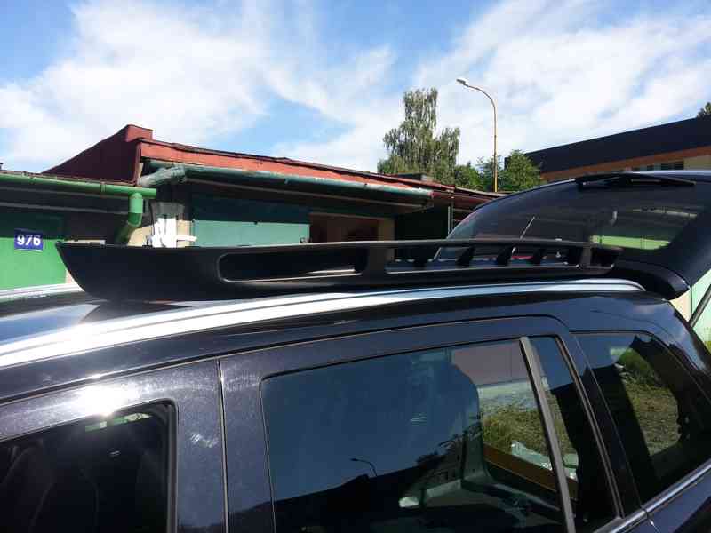 VW Golf IV - přední seriový spoiler V6. - foto 2