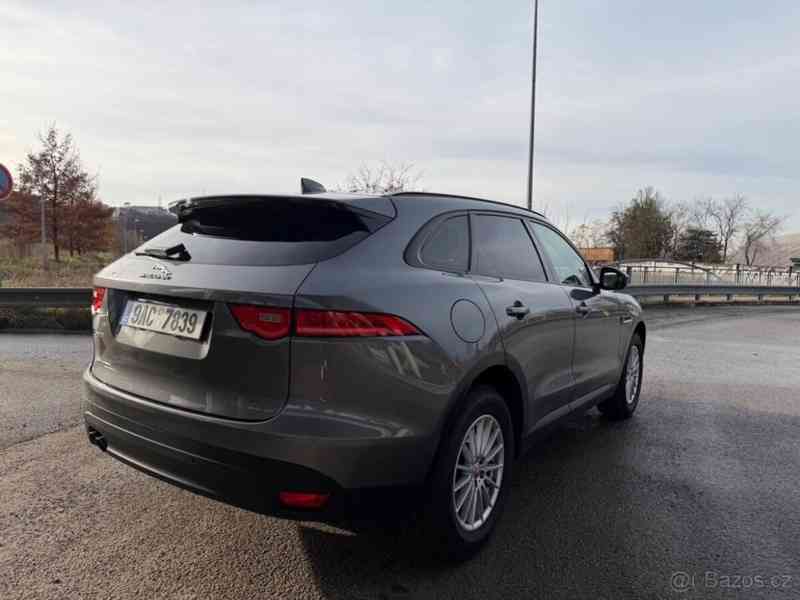 Jaguar F-Pace 2,0 - foto 4