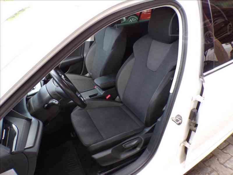 Škoda Octavia 2,0 TDI 1.MAJITEL ČR-DPH - foto 10