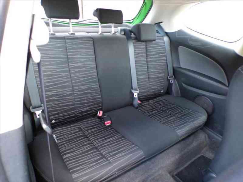 Mazda 2 1,4 i KLIMATIZACE - foto 10