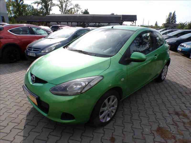 Mazda 2 1,4 i KLIMATIZACE - foto 2