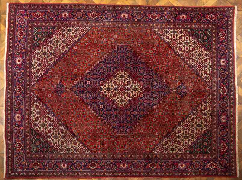 Ručně vázaný perský koberec Seneh 321 x 258 cm