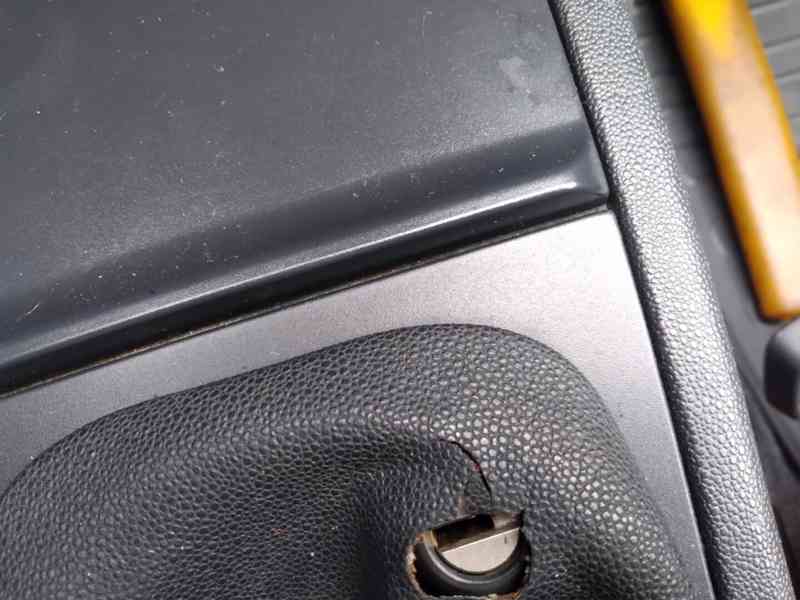 ŠKODA FABIA 1.2 12V COMBI HTP 47kW - foto 17