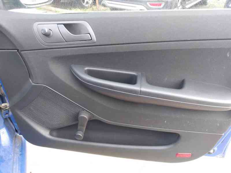 ŠKODA FABIA 1.2 12V COMBI HTP 47kW - foto 24