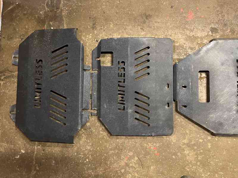 Ochranné kryty podvozku na Ford Ranger Double Cab 3.2/2.2 - foto 3