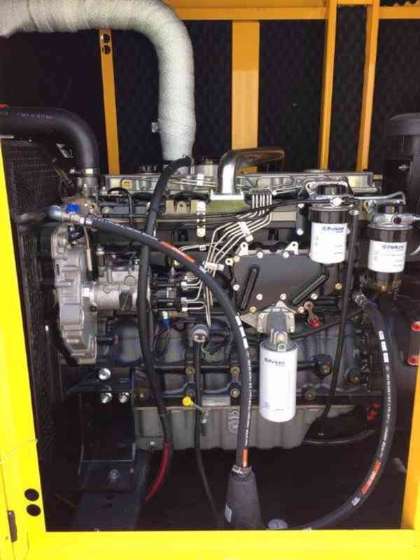 Dieselový generátor 150 KVA - Perkins - foto 10