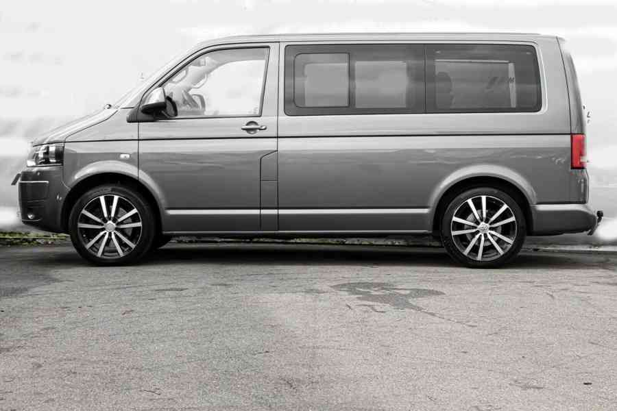 Volkswagen T5 Multivan Team 4Motion 2,0tdi 103kw - foto 3