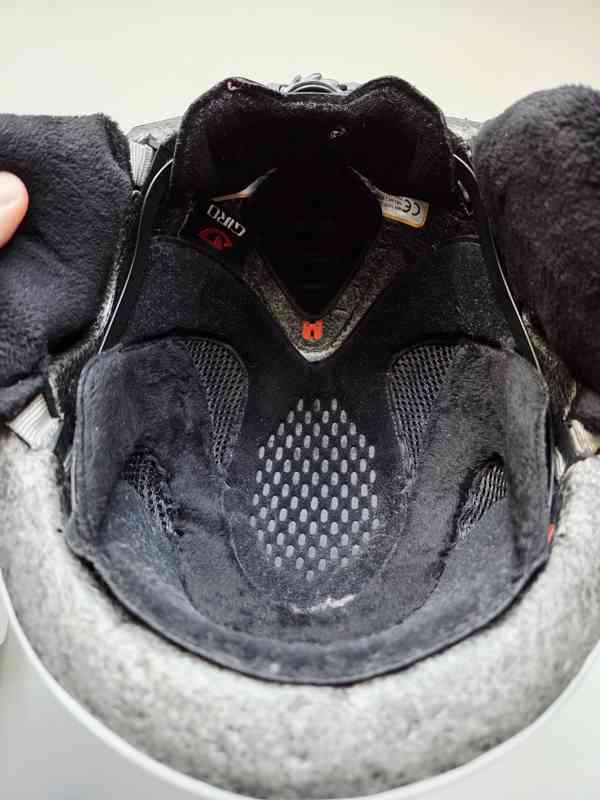 Helma na zimní sporty - foto 3