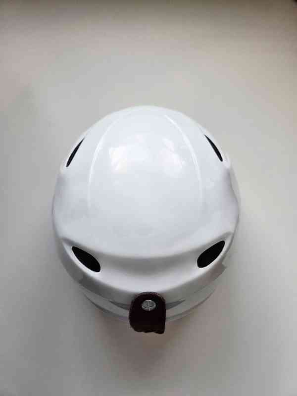 Helma na zimní sporty - foto 5