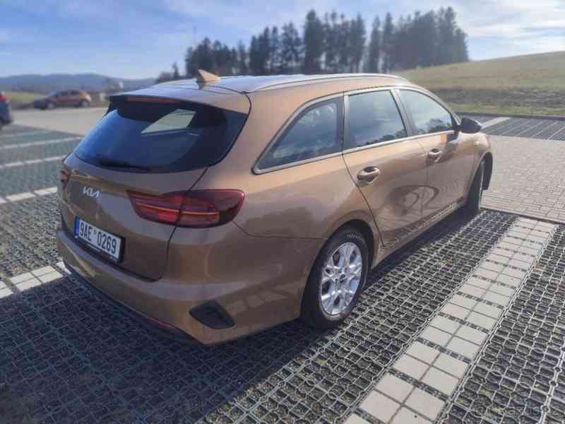 Kia Ceed 1,5   T-GDI - foto 6