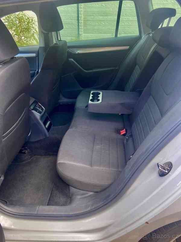 Škoda Octavia G-TEC - foto 7