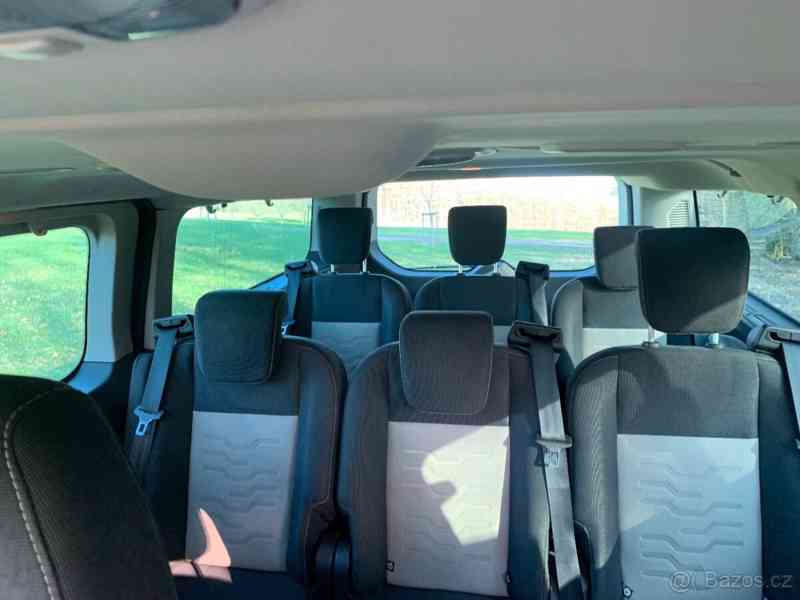 Ford Tourneo Custom - foto 5