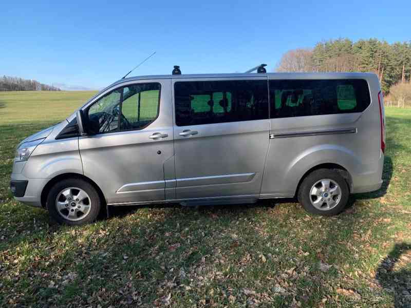 Ford Tourneo Custom - foto 6