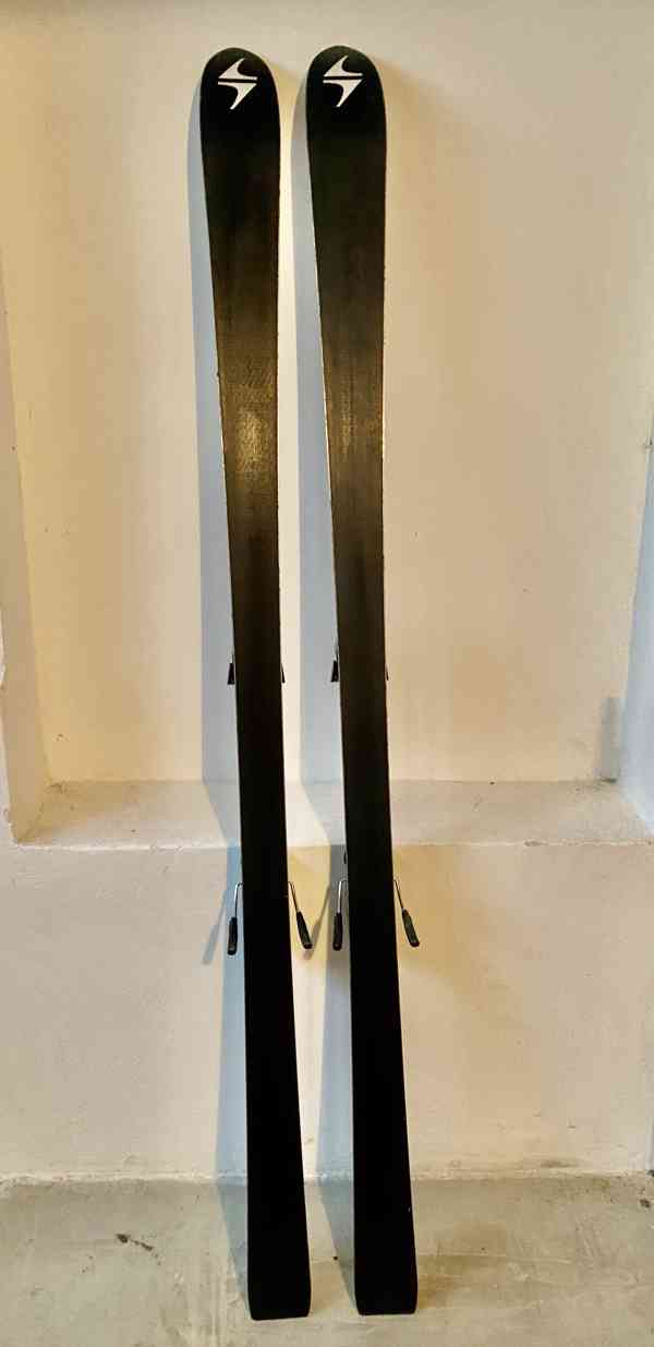 Lyže Blizzard Sigma SC 18, 170 cm, rádius 18, včetně vázání - foto 7