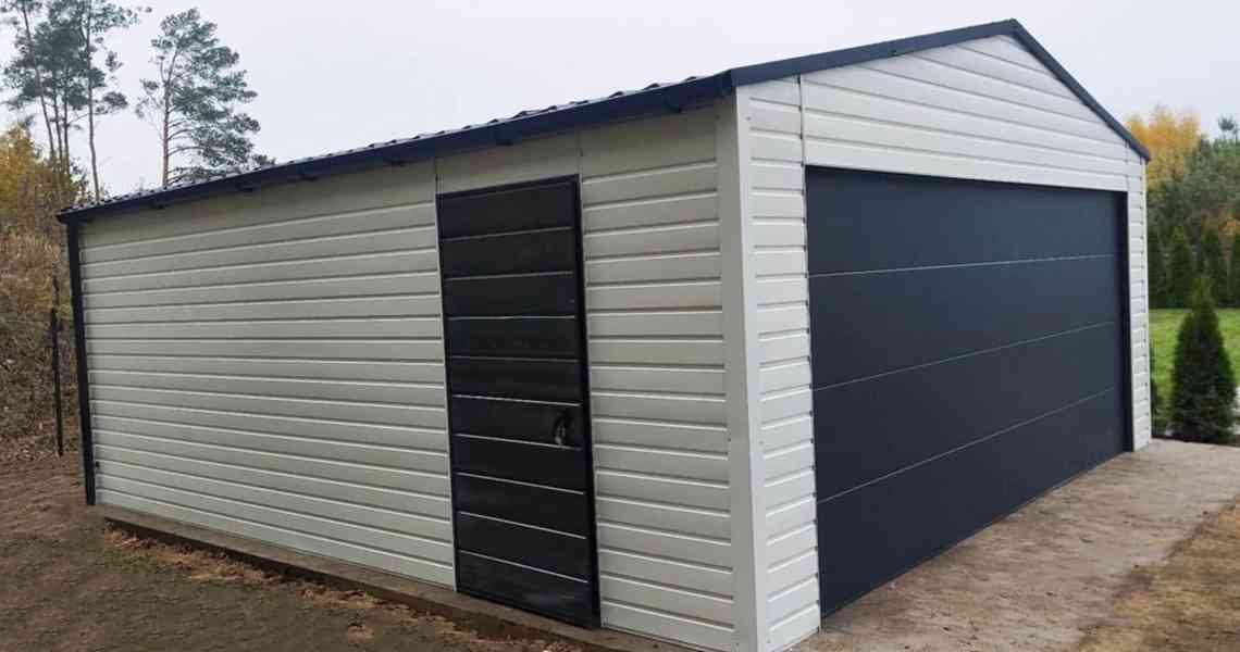 Plechova garáž 6x5,8m -  sekční vrata -  dveře - TS872 - foto 2