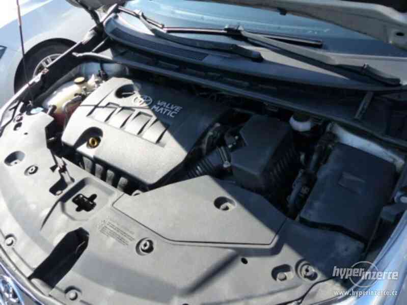 Toyota Avensis Kombi Sol 1,8i benzín 108kw - foto 5