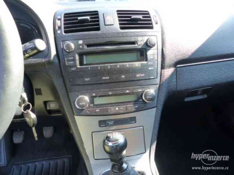 Toyota Avensis Kombi Sol 1,8i benzín 108kw - foto 11
